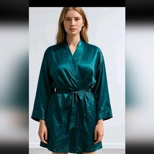 Elegant Teal‎ Satin Robe